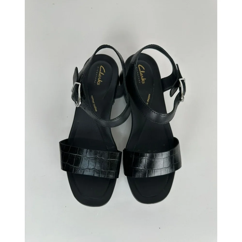 Clarks Signature Black Leather Platform Sandals Block Heel Sz 8M Y2K Ankle Strap